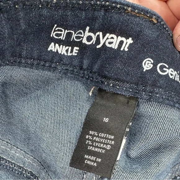 Lane Bryant Ankle zipper dark blue jeans size 16 - Picture 5 of 5